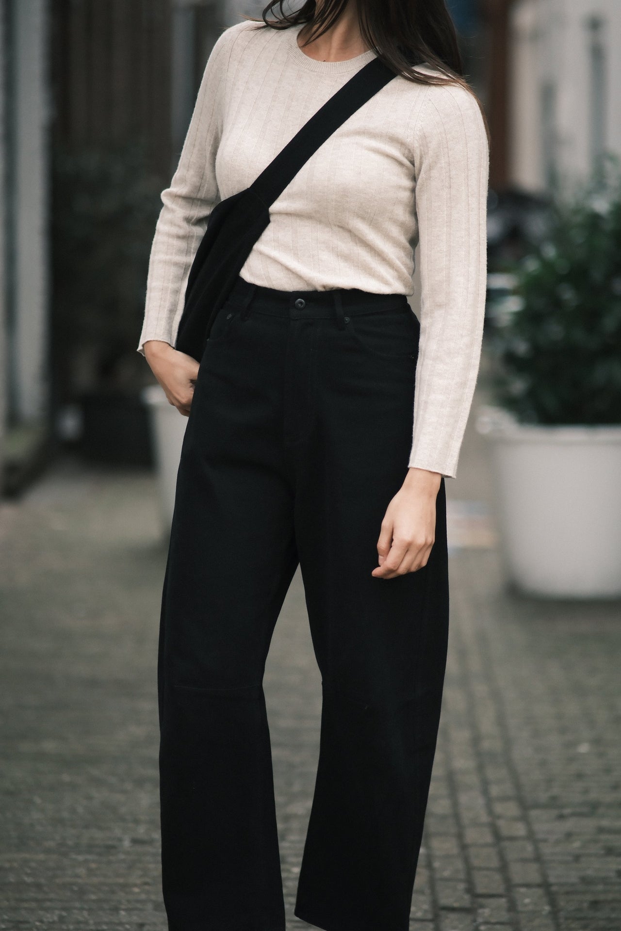 Signature Curve Legged Trouser Black