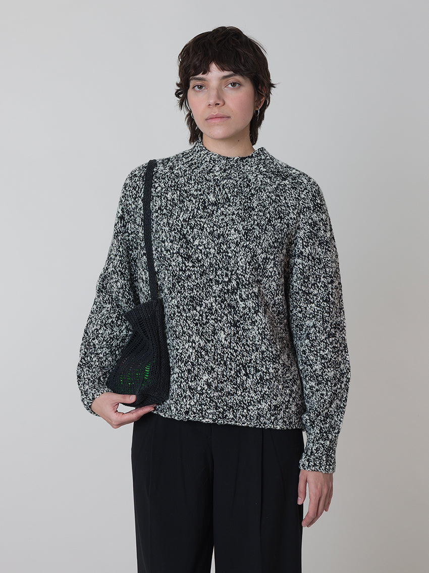 Rue Sweater Black White