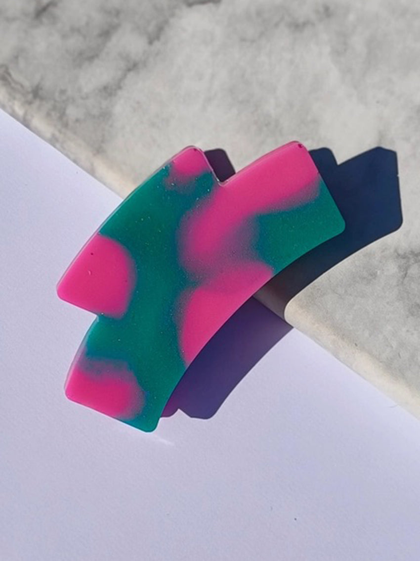 Resin Hair Claw Bubblegum