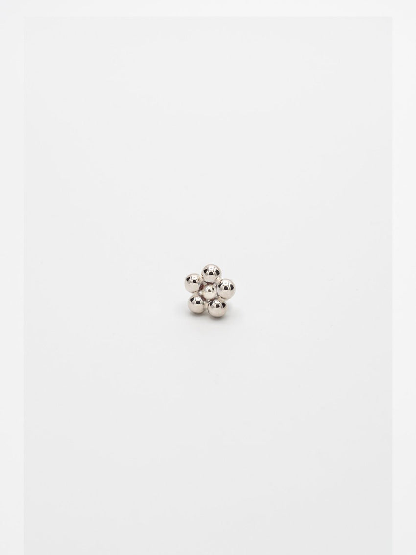 Daisy Earstuds Small Silver