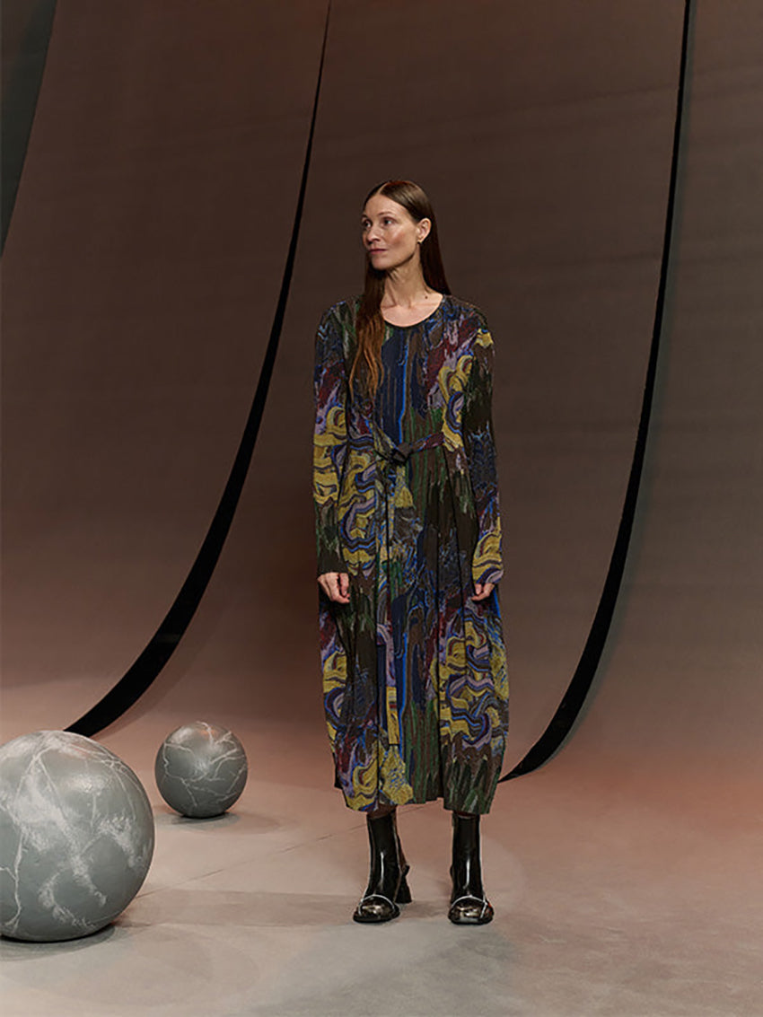 O Dress Graphic Slopes Dark