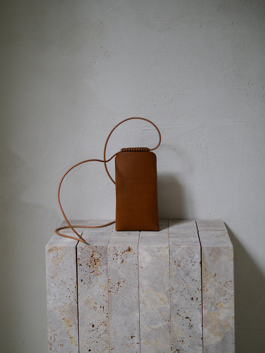 Woven Iphone Pouch Chestnut