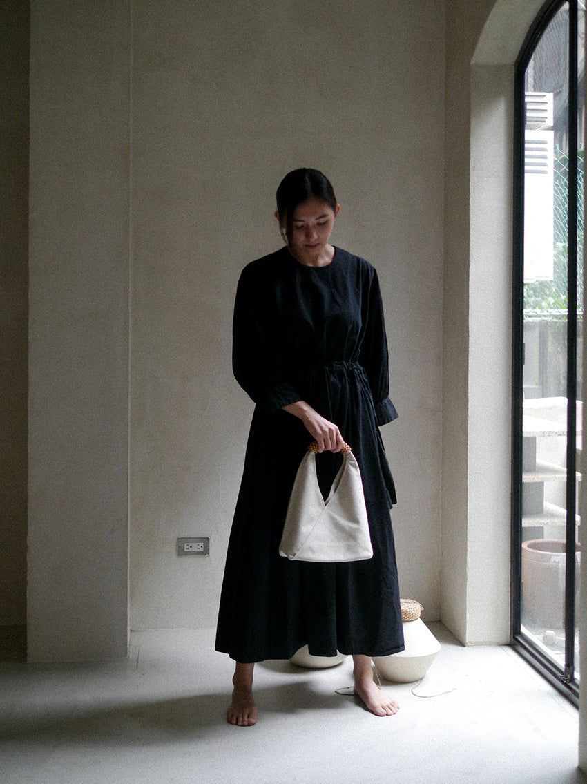 Woven Triangle Bag 36 Ivory