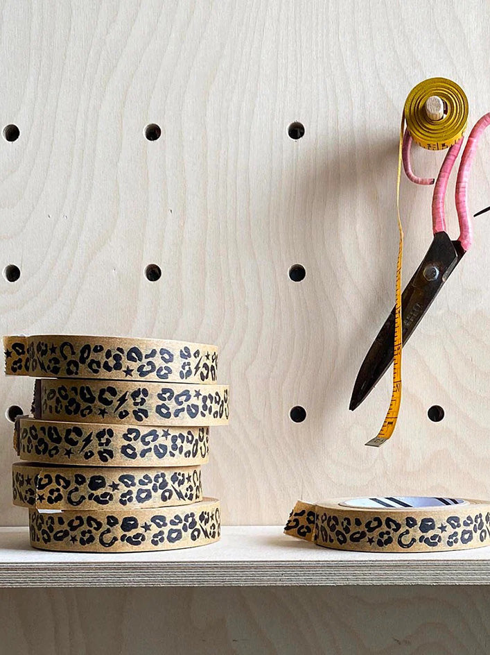 Tape Lepoard