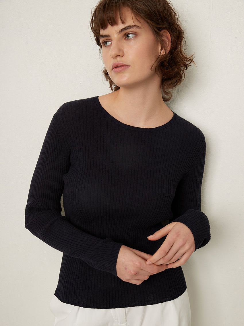 Boucle Knit Pullover Navy