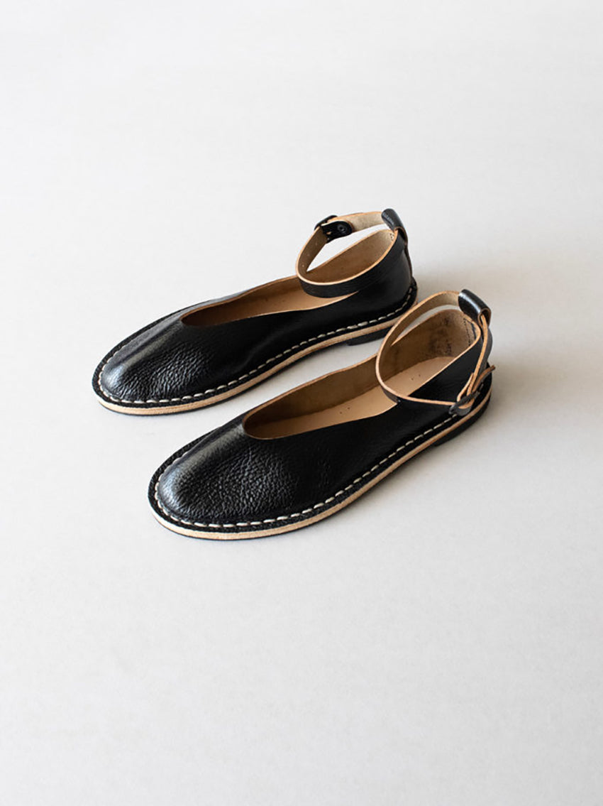 Artisanal Pumps 10/25 Black Dax