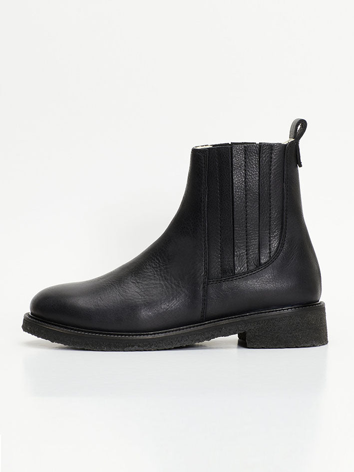 Chelsea Crepe Boot Black