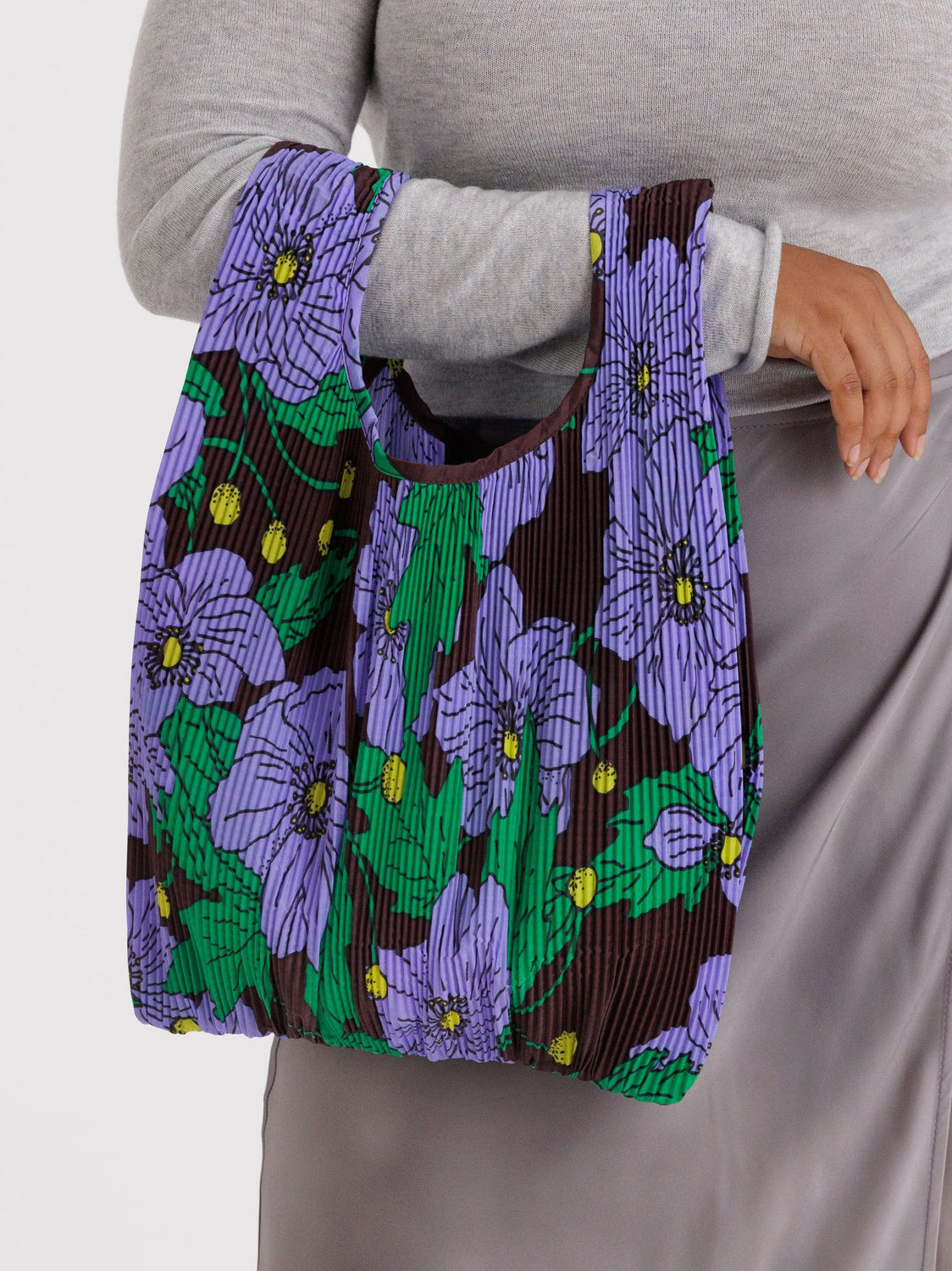 Pleated Baggu Maroon Poppy