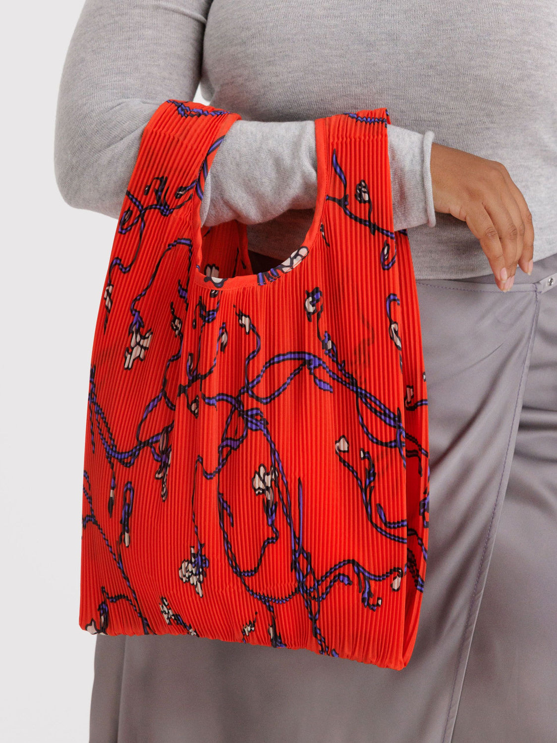 Pleated Baggu Red Snapdragon