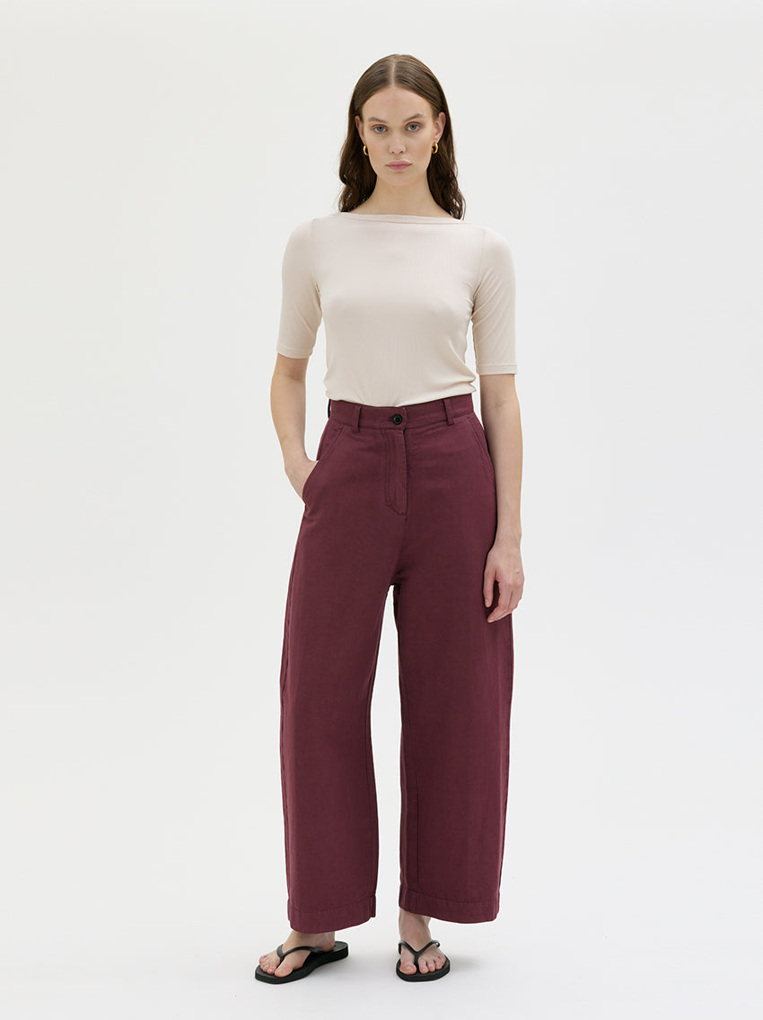 Hisa Curved Trousers Bordeaux
