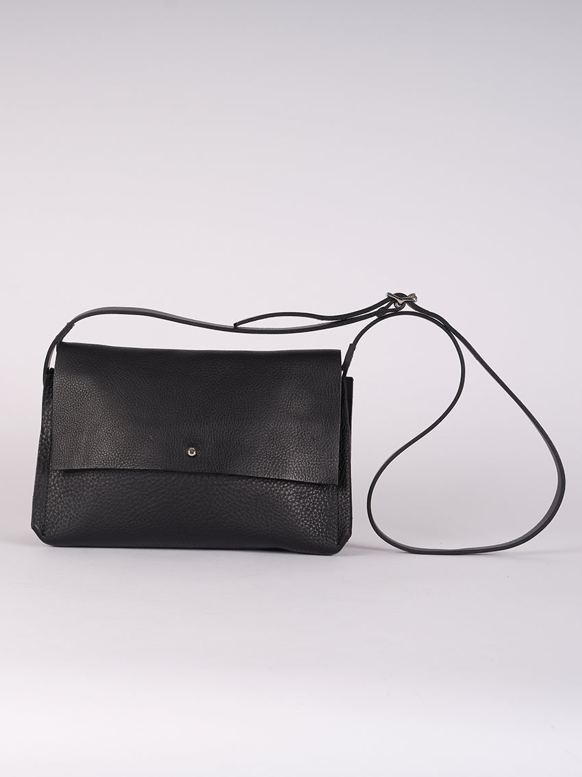 Midi Pleat Bag Black