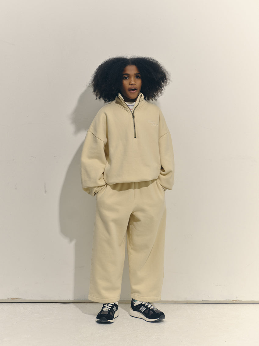 Half Zip Funnel Sweatshirt Tortilla