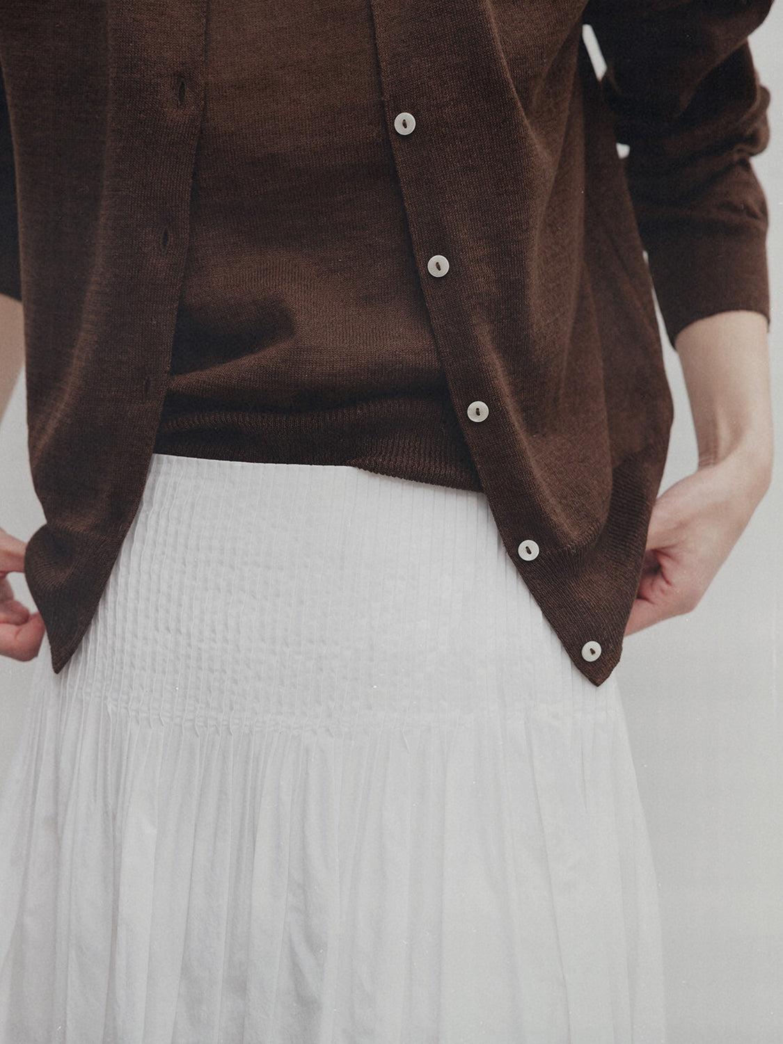 Rola Linen Cardigan Brown