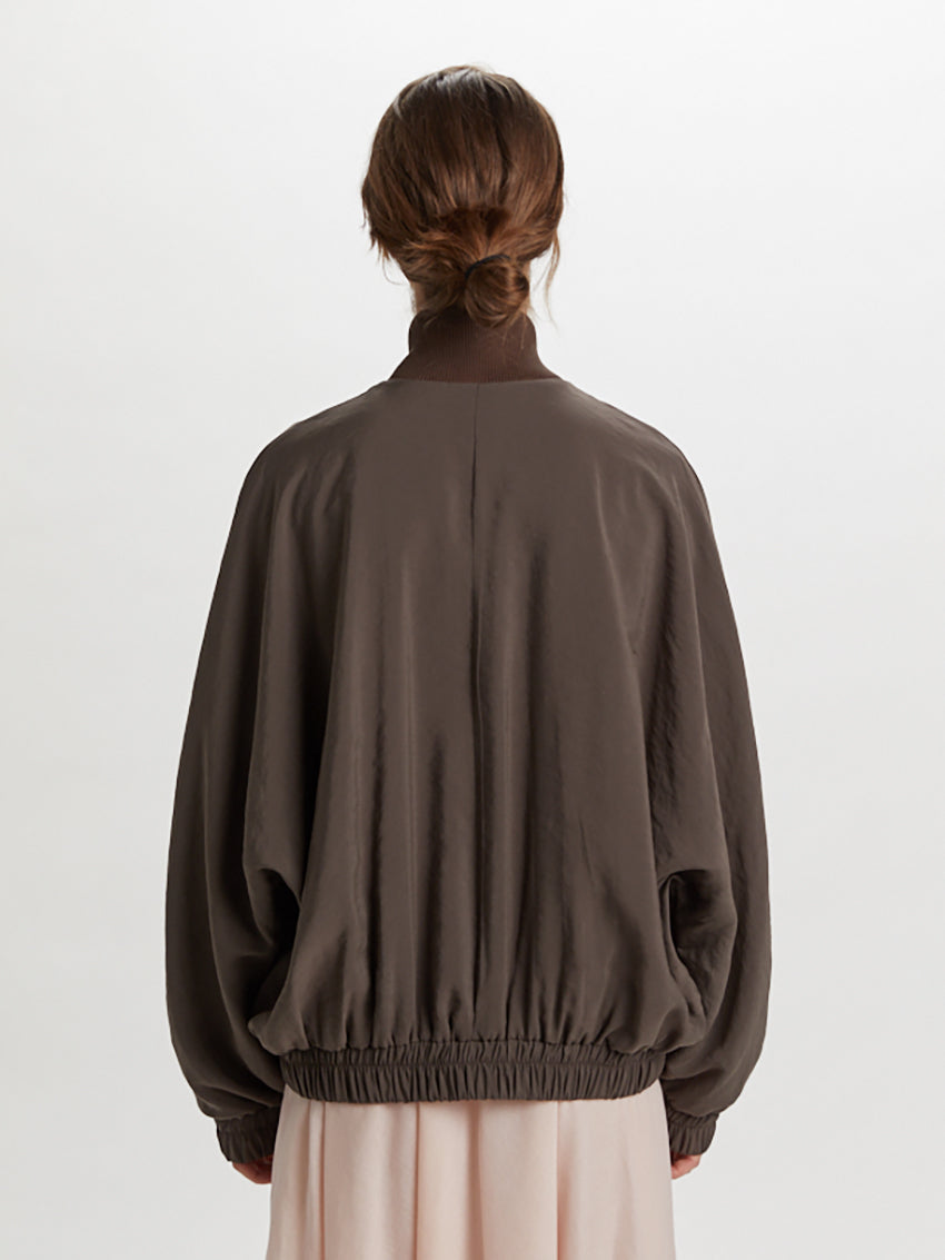 Bomber in Liquid Habutay Beluga