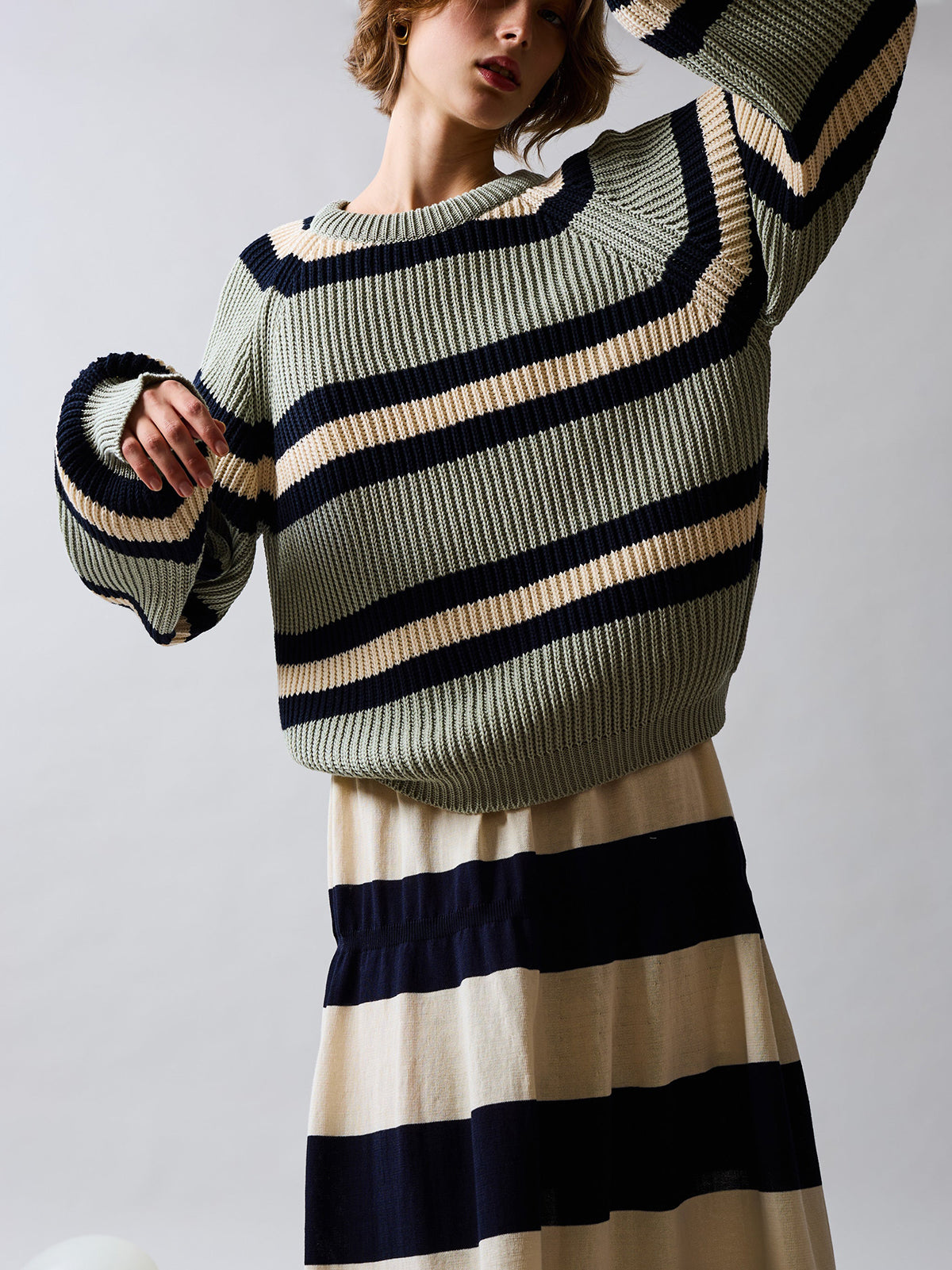 Sporty Sweater Salvia/ Navy-Meringa