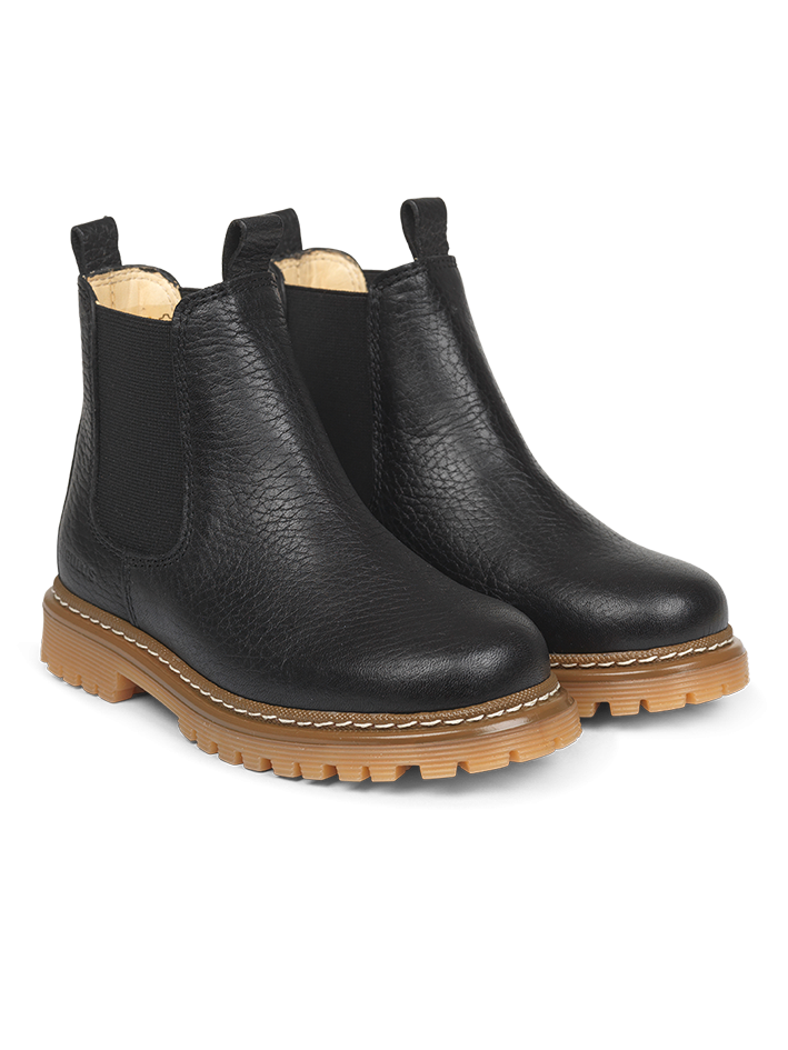 Chelsea Boot Tracksole Black