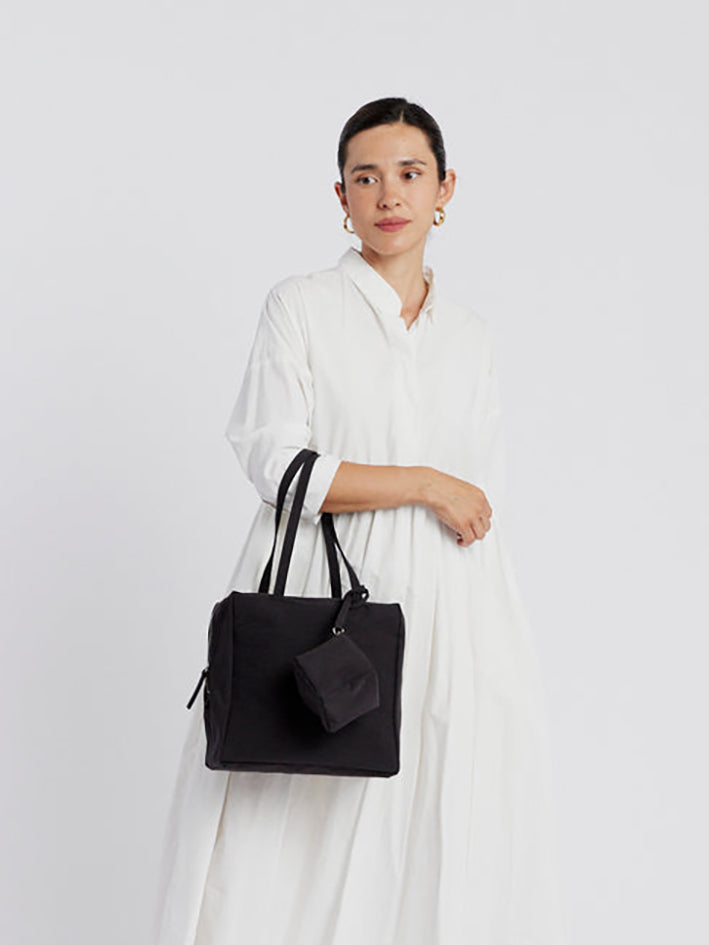 Sugar Cube Black Crinkle