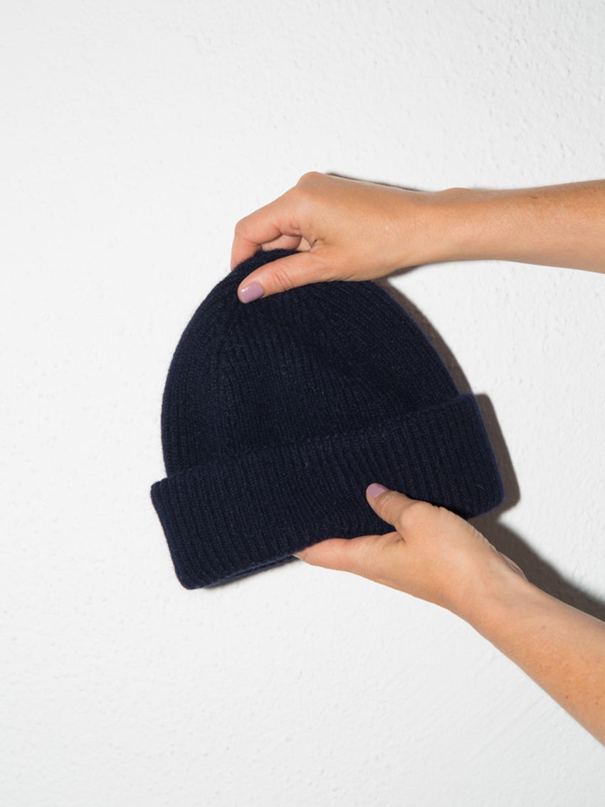 Talvi Hat Navy
