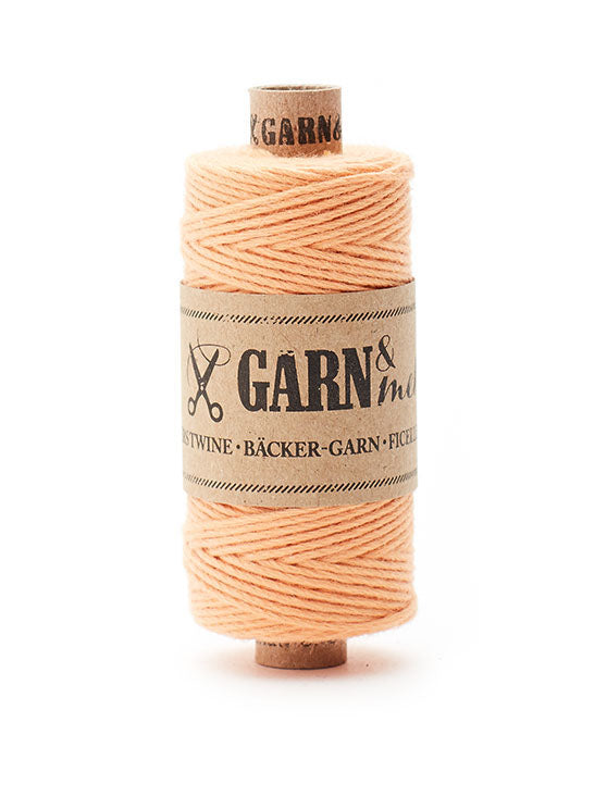 Baker’s Yarn Peach