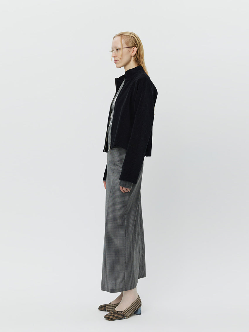Cropped Leisure Zip Up Black Jersey Cord