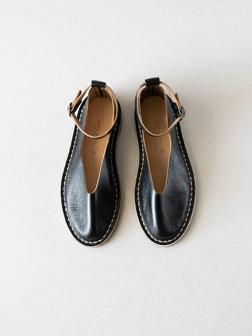 Artisanal Pumps 10/25 Black Dax