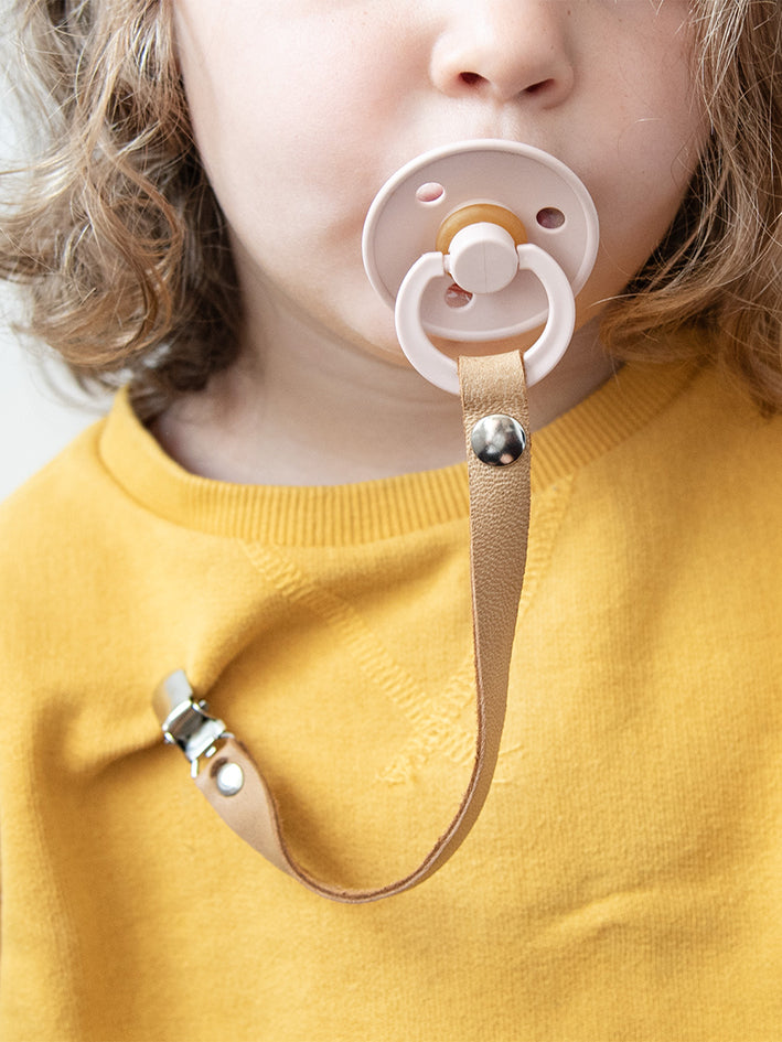 Pacifier Clip Light Brown/Silver